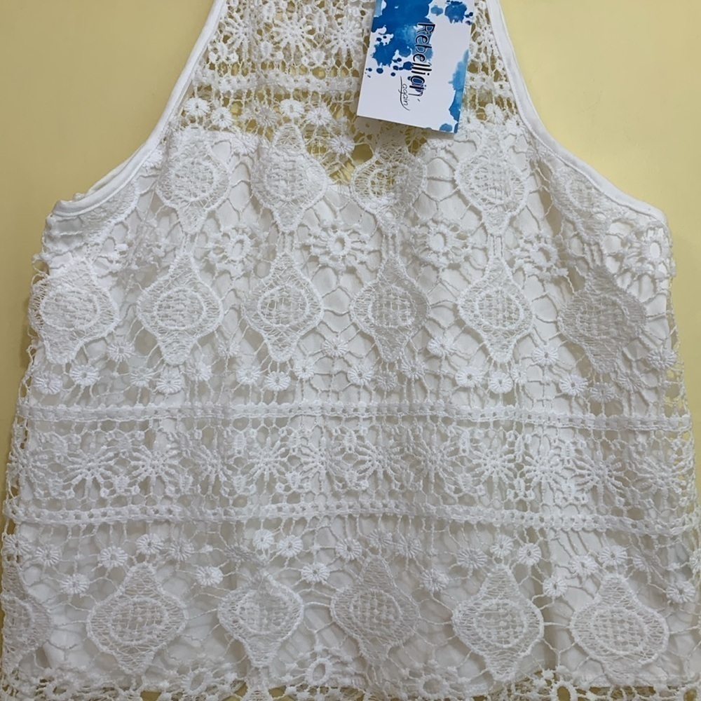 Rebellion | NWT White Floral Lace Crochet Racerback Tank Camisole Top L - Picture 5 of 17